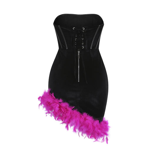 Vestido de Fiesta Ajustado con Plumas y Diseño Asimétrico - Image 26