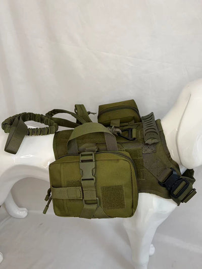 Chaleco Funcional para Perro con Bolsas de Hidratación y Accesorios - Image 17