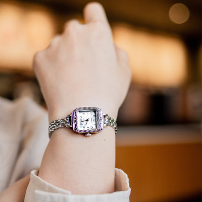 Reloj Vintage para Mujer con Detalles en Cobre - Estilo Clásico Atemporal - Image 15