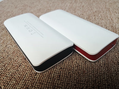 Batería Externa de Gran Capacidad con Linterna LED para Celulares - Image 22