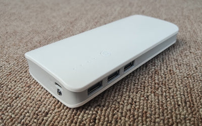Batería Externa de Gran Capacidad con Linterna LED para Celulares - Image 29