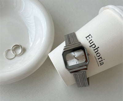 Reloj Cuadrado Dorado Elegante Diseño Retro - Image 10