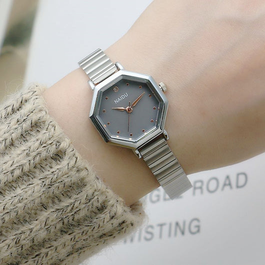 Reloj para Mujer con Malla Tejida Ajustada - Image 17
