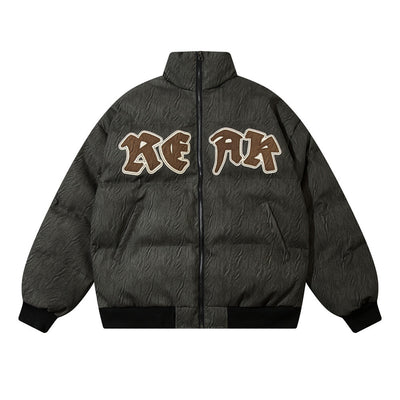 Chaqueta de Cuero con Parches de Letras Bordados para Hombre - Image 9