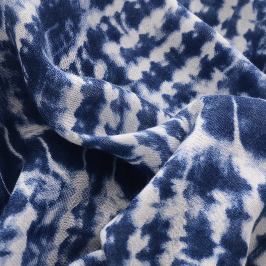 Pañuelo Tie-Dye Azul y Blanco de Algodón y Lino - Protección Solar Retro para Viajes - Image 43