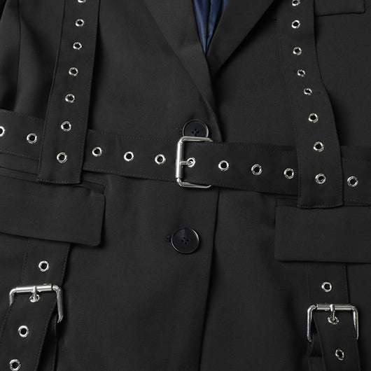 Blazer Ejecutivo con Cintura Ajustable y Detalles Remachados - Image 22