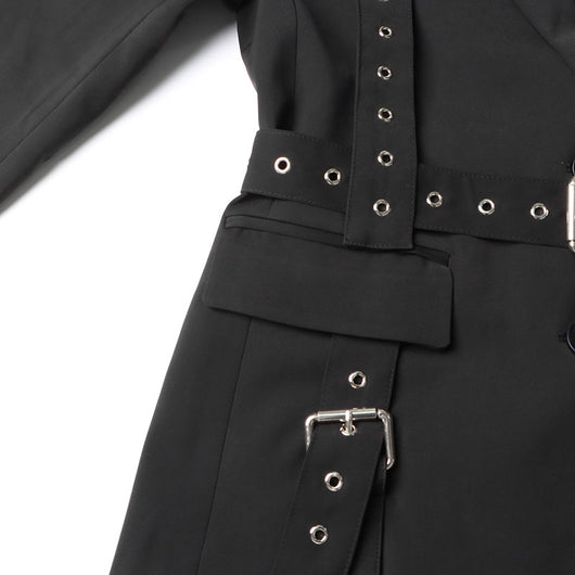 Blazer Ejecutivo con Cintura Ajustable y Detalles Remachados - Image 24