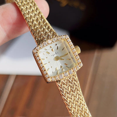 Reloj Cuadrado Dorado Zhonggu Mini - Elegancia Delicada - Image 7