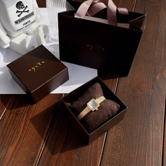 Reloj Cuadrado Dorado Zhonggu Mini - Elegancia Delicada - Image 8