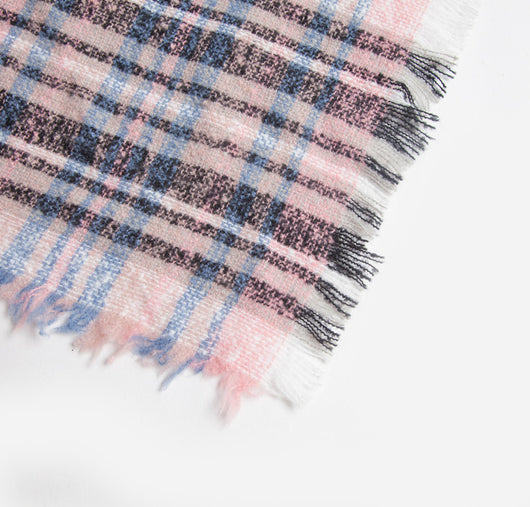 Chal Triangular Escocés para Otoño e Invierno - Amplio y Versátil - Image 89