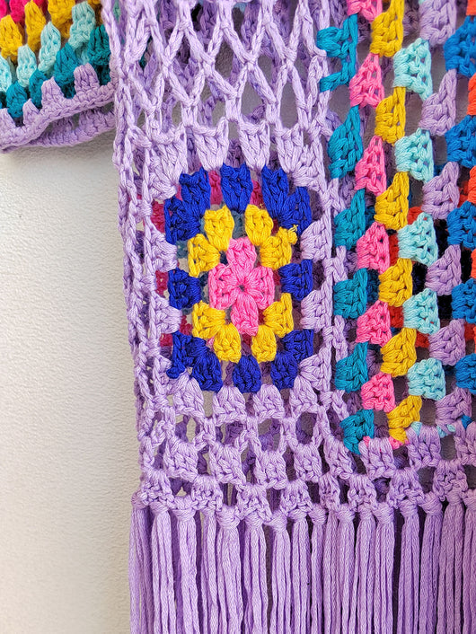 Cardigan Tejido a Mano con Flecos y Diseño Asimétrico Multicolor - Image 13