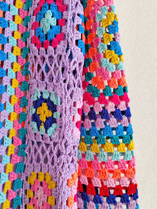 Cardigan Tejido a Mano con Flecos y Diseño Asimétrico Multicolor - Image 16