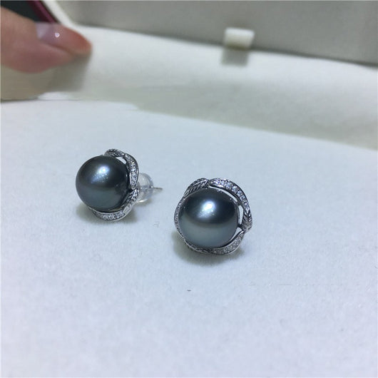 Aretes Redondos de Luz Fuerte con Micro Inclusiones - Image 9