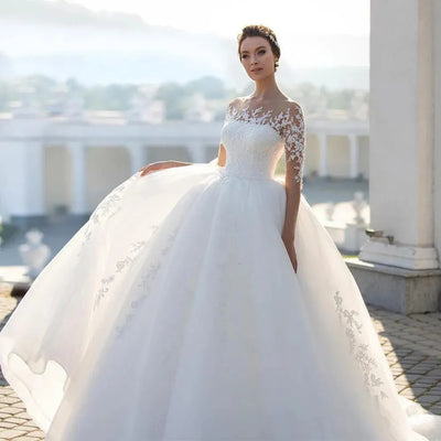 Vestido de Novia con Manga Larga en Tul Bordado - Image 5