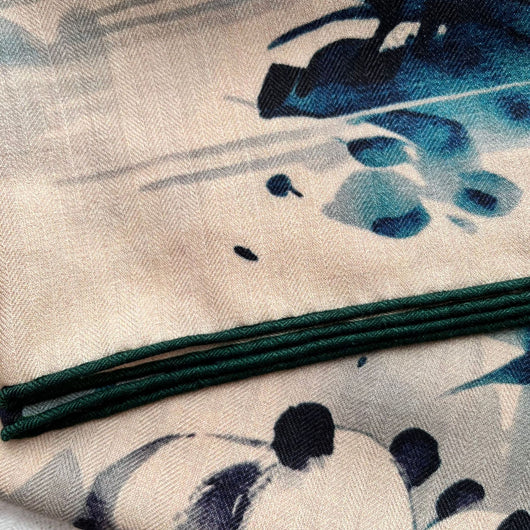 Bufanda de Lana con Estampa Panda Tinta Artística - Image 12