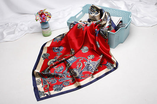 Pañuelo de Seda Artificial Estampado Tamaño Pequeño - Image 58