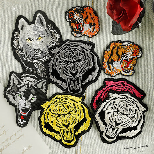 Kit de Accesorios Lobo: Parches para Zapatos, Gorras y Complementos - Image 8
