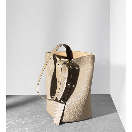 Bolsa Mensajera de Cuero Genuino Estilo Viajero - Image 12