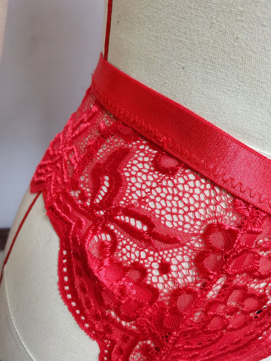 Traje de Tres Piezas para Mujer - Colección San Valentín - Image 8