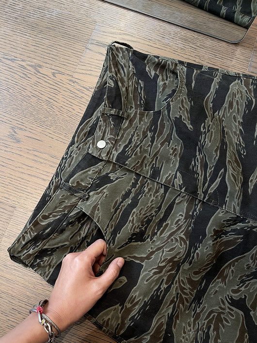 Pantalones Overol Camouflage con Bolsillos Hombre Corte Recto - Image 17