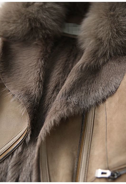 Chaqueta Corta Acolchada para Mujer con Cuello de Piel - Image 10