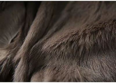 Chaqueta Corta Acolchada para Mujer con Cuello de Piel - Image 16