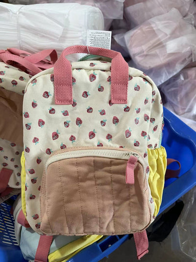 Mochila Escolar Infantil de Lona Algodón con Estampado Fresa Multicolor - Image 16