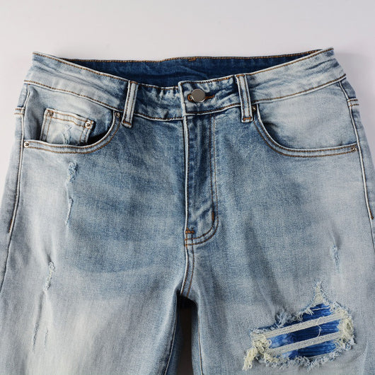 Jeans Slim Ajustados Blanco Roto con Parches Desgarrados y Detalles Vintage - Image 25