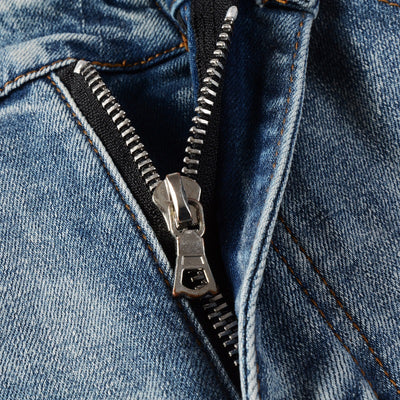 Jeans Slim Ajustados Blanco Roto con Parches Desgarrados y Detalles Vintage - Image 30