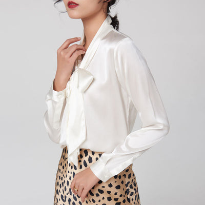 Blusa de Seda Mulberry con Cuello V y Lazo Grande para Mujer - Image 26