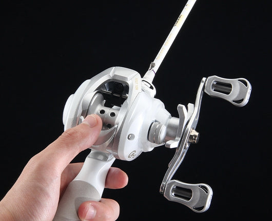 Carrete de Pesca Baitcasting Micro Blanco - Alta Velocidad y Precisión - Image 10