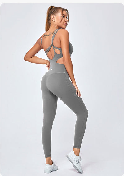 Jumpsuit Deportivo Slim Fit con Tirantes Ajustables - Yoga y Fitness Mujer - Image 36