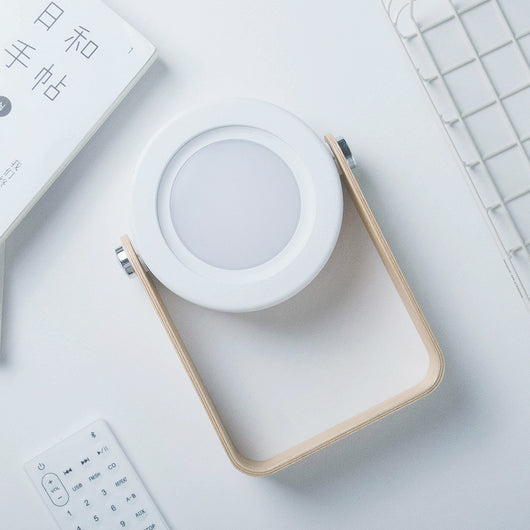 Luz Nocturna USB con Carga Inteligente y Diseño Minimalista - Image 12