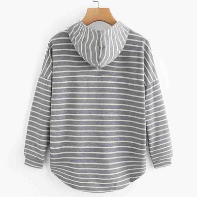 Sudadera Hoodie Suelta a Rayas Blanco y Negro - Image 10