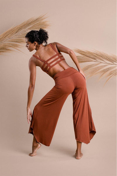 Traje de Yoga Espalda Descubierta con Sostén Integrado - Image 16
