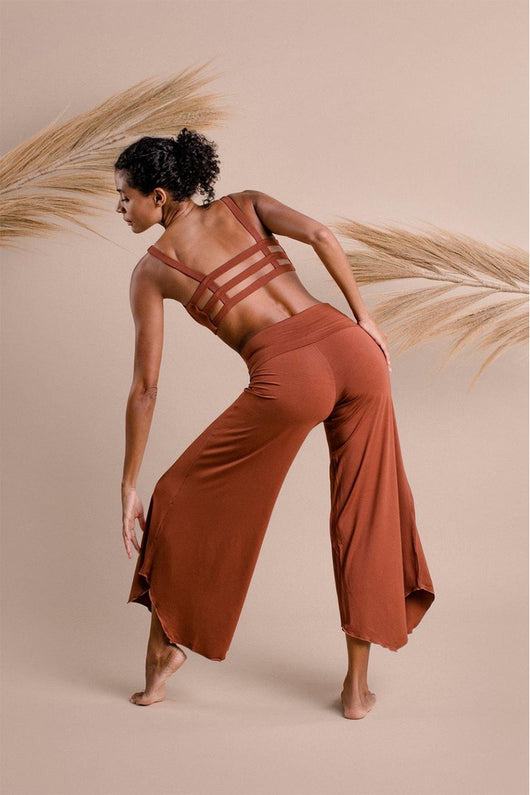 Traje de Yoga Espalda Descubierta con Sostén Integrado - Image 16
