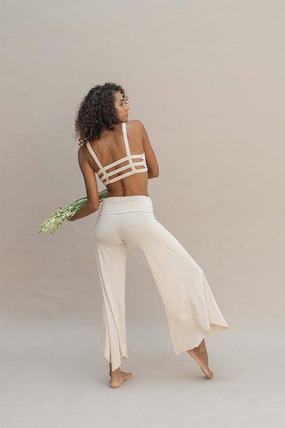 Traje de Yoga Espalda Descubierta con Sostén Integrado - Image 20