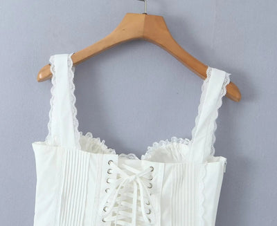 Chaleco Sensual de Encaje Francés con Tirantes Delgados - Image 35