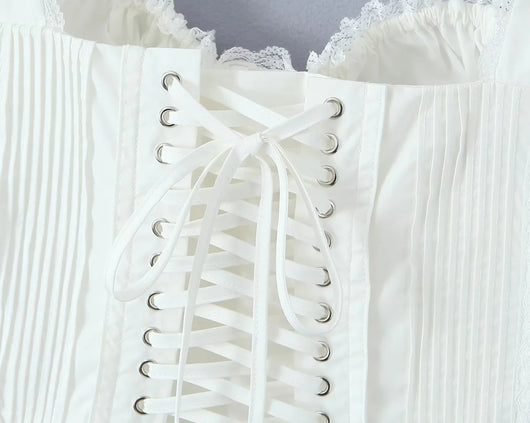 Chaleco Sensual de Encaje Francés con Tirantes Delgados - Image 39