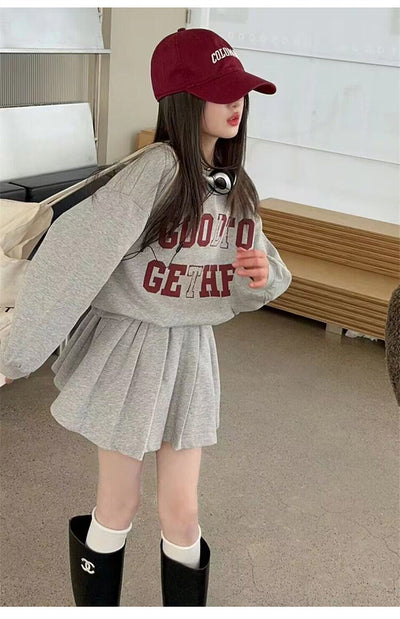 Conjunto Preppy para Niña: Suéter Manga Larga con Letras y Falda Plisada - Image 9