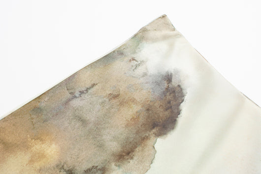 Conjunto Tie-Dye en Satén de Seda: Blusa y Falda - Image 25