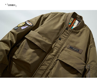 Chaqueta Acolchada de Plumas para Hombre con Cuello Béisbol - Image 20