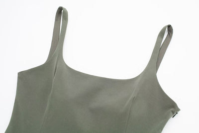 Camiseta Ajustada de Cuello Redondo sin Mangas con Volantes - Image 25