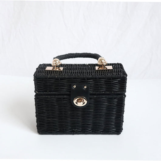 Bolsa Tejida Artesanal con Cadena para Niñas - Image 9