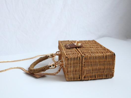 Bolsa Tejida Artesanal con Cadena para Niñas - Image 15
