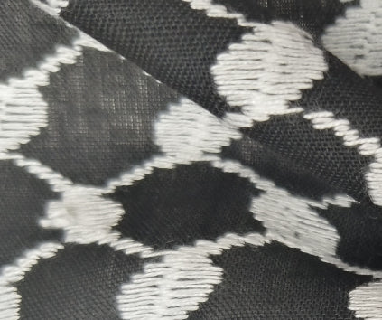 Pañuelo Cuadrado Saudí con Borlas - Image 10