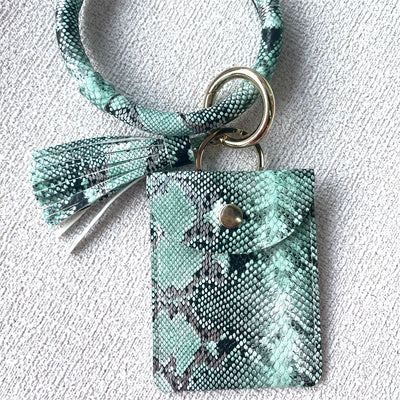 Set de Accesorios de Lana: Pulsera, Llavero y Bolsa Tejida - Image 11
