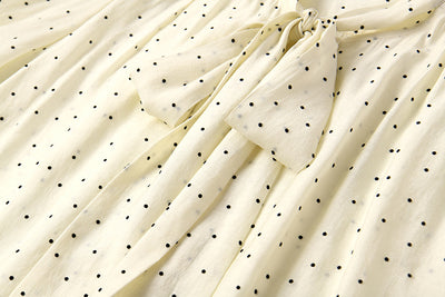 Blusa de Lunares con Moño Streamer de Manga Larga Versátil - Image 15