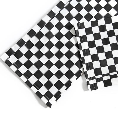 Pantalón Largo Holgado con Tirantes en Cuadros Blanco y Negro - Image 9