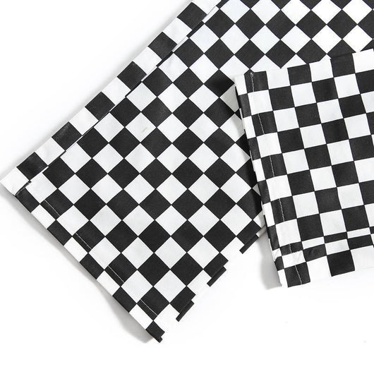 Pantalón Largo Holgado con Tirantes en Cuadros Blanco y Negro - Image 9